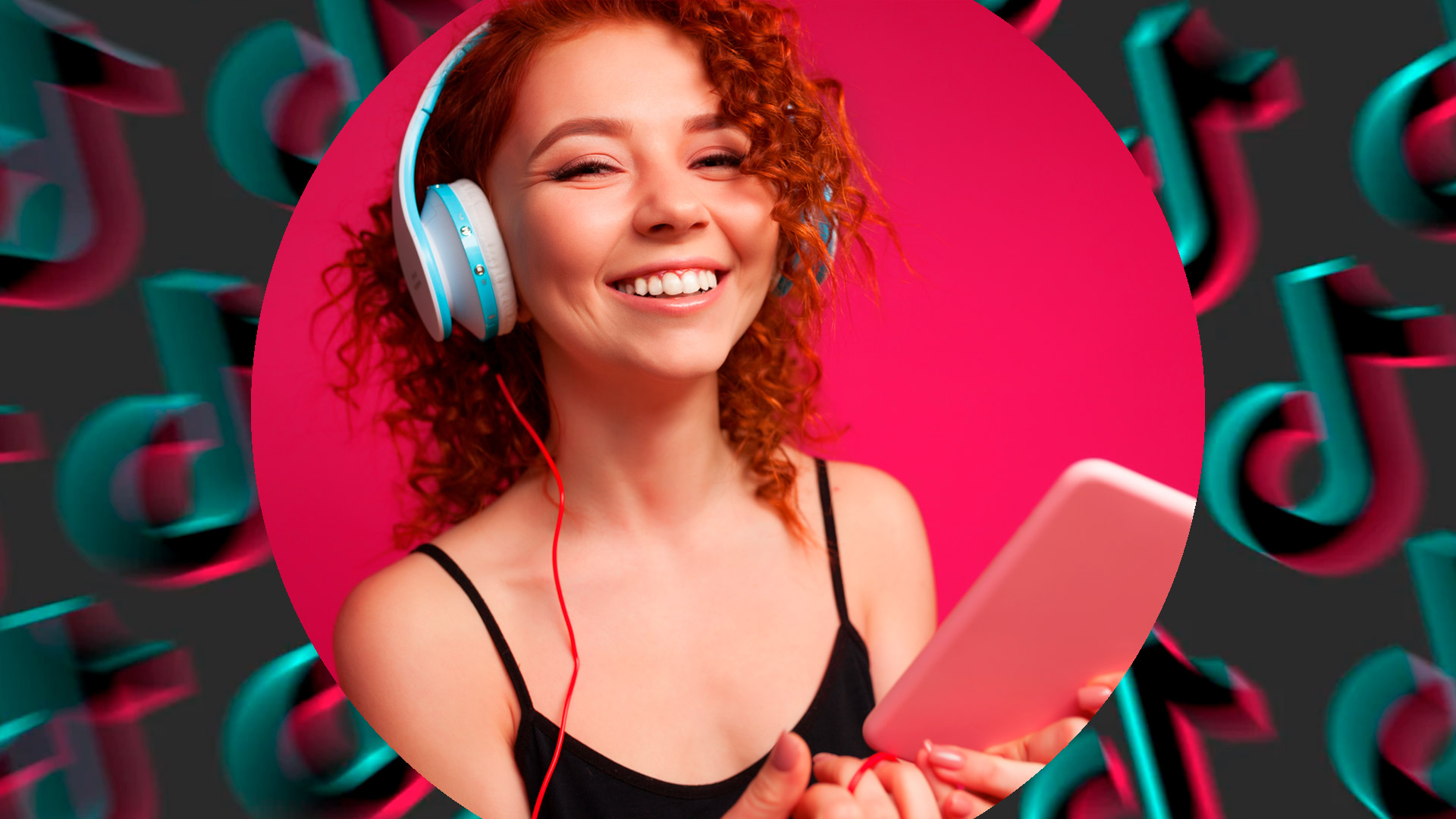 Ragazza con le cuffie e cellulare in mano
